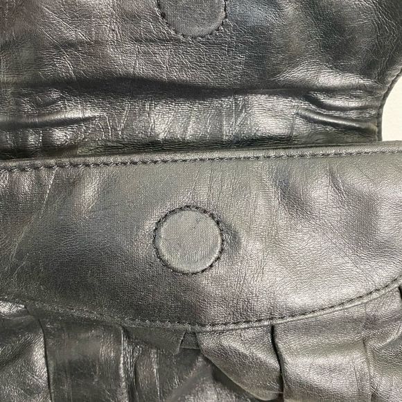 Matt & Nat Vegan Leather Black and Gold Purse - Picture 3 of 9